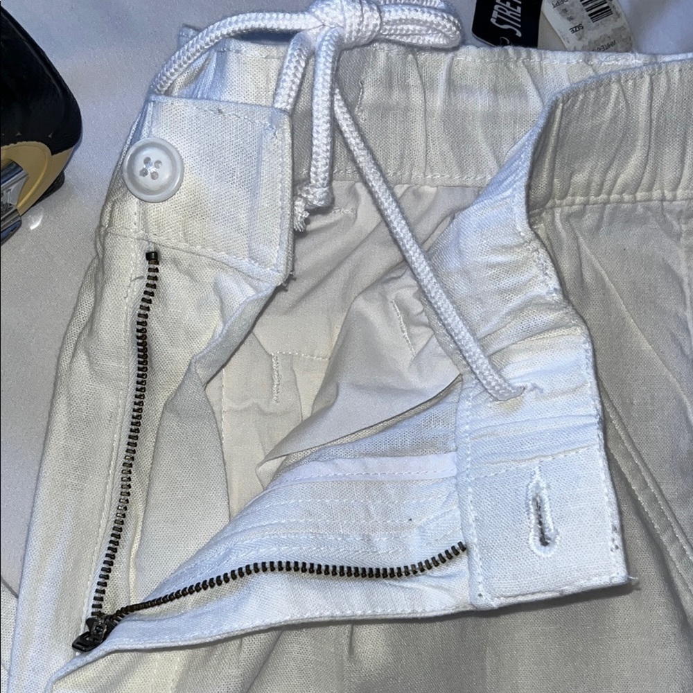 Roundtree & Yorke White Cargo Pants Utility Style - Picture 8 of 12